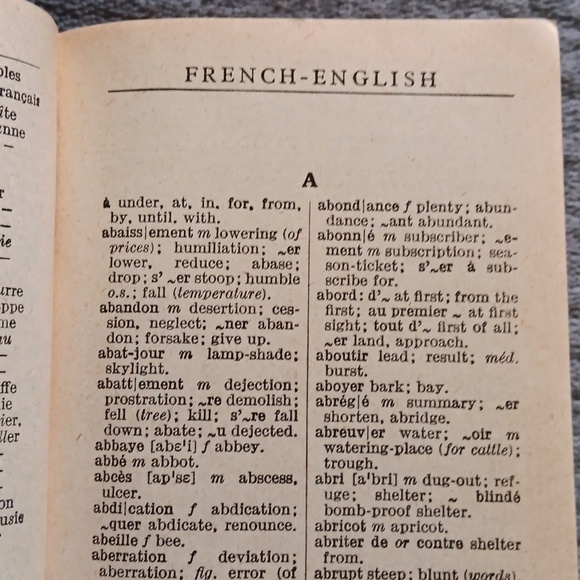 60s Vintage Mini French English Universal Pocket Dictionary, Barnes & Noble Book - Picture 9 of 10